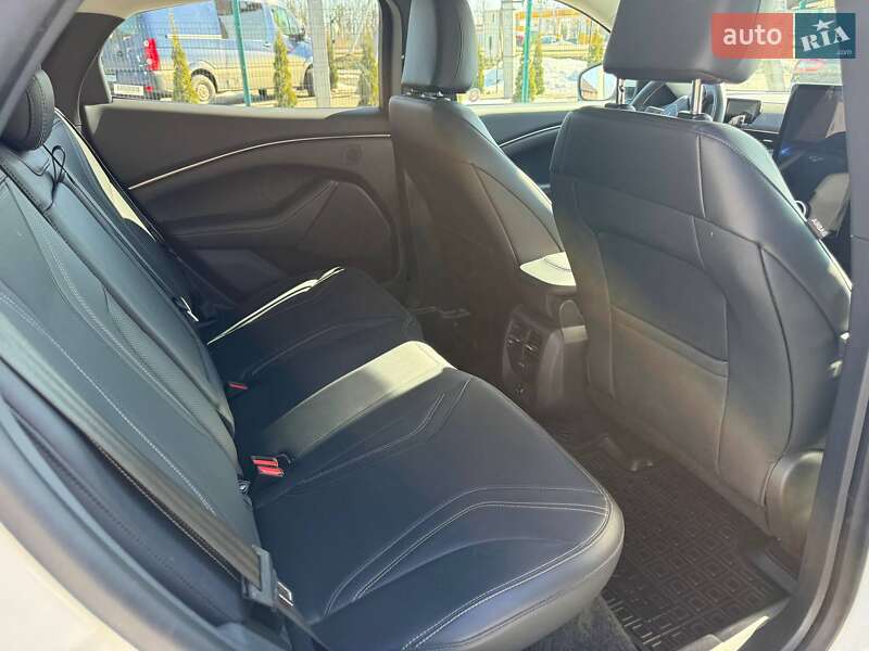 Внедорожник / Кроссовер Ford Mustang Mach-E 2024 в Луцке