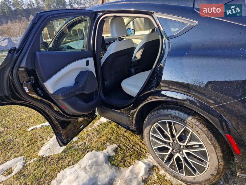 Позашляховик / Кросовер Ford Mustang Mach-E 2024 в Івано-Франківську фото 5 Позашляховик / Кросовер Ford Mustang Mach-E 2024 в Івано-Франківську