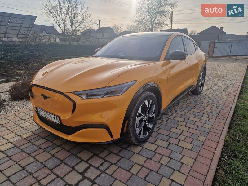 Позашляховик / Кросовер Ford Mustang Mach-E 2022 в Івано-Франківську