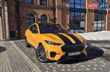 Внедорожник / Кроссовер Ford Mustang Mach-E 2021 в Ровно