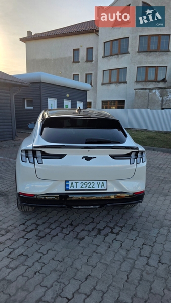Внедорожник / Кроссовер Ford Mustang Mach-E 2023 в Снятине