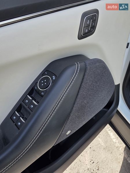 Внедорожник / Кроссовер Ford Mustang Mach-E 2024 в Одессе