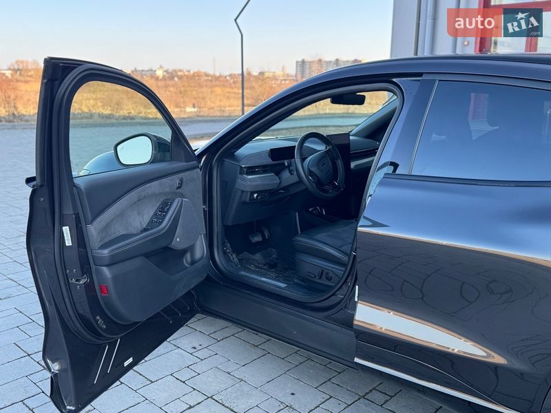 Позашляховик / Кросовер Ford Mustang Mach-E 2021 в Рівному фото 9 Позашляховик / Кросовер Ford Mustang Mach-E 2021 в Рівному