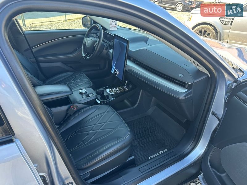 Внедорожник / Кроссовер Ford Mustang Mach-E 2022 в Черновцах