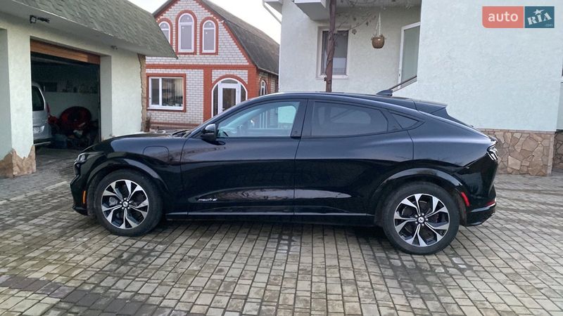 Позашляховик / Кросовер Ford Mustang Mach-E 2022 в Харкові