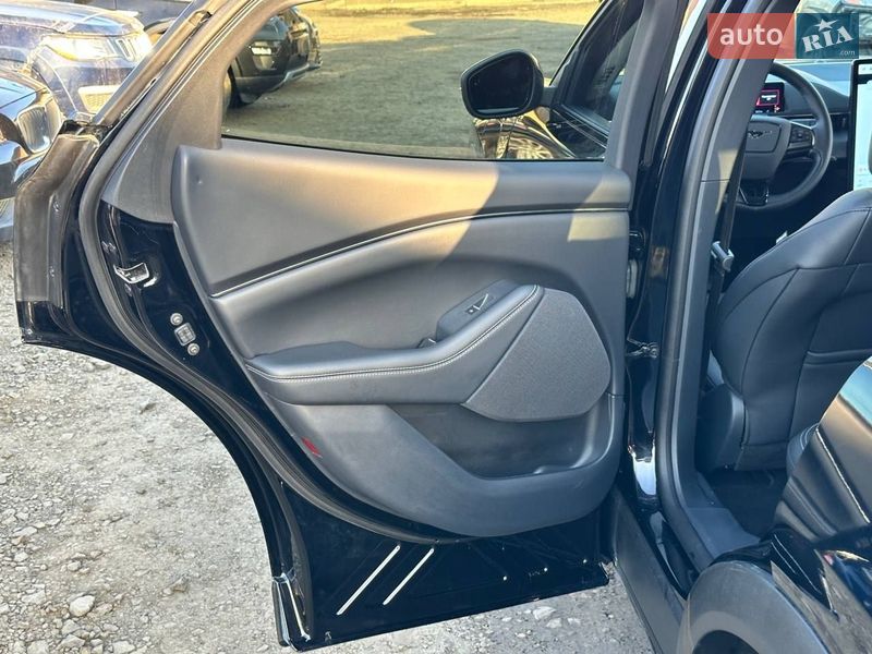 Позашляховик / Кросовер Ford Mustang Mach-E 2025 в Луцьку