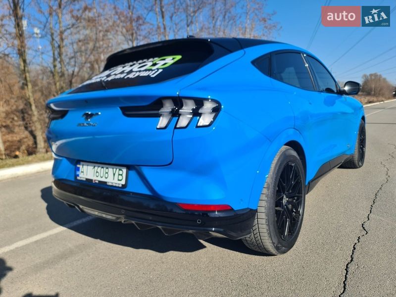 Внедорожник / Кроссовер Ford Mustang Mach-E 2022 в Киеве