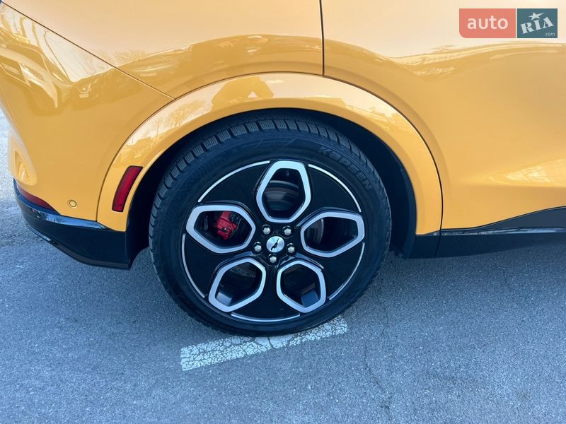 Внедорожник / Кроссовер Ford Mustang Mach-E 2022 в Киеве