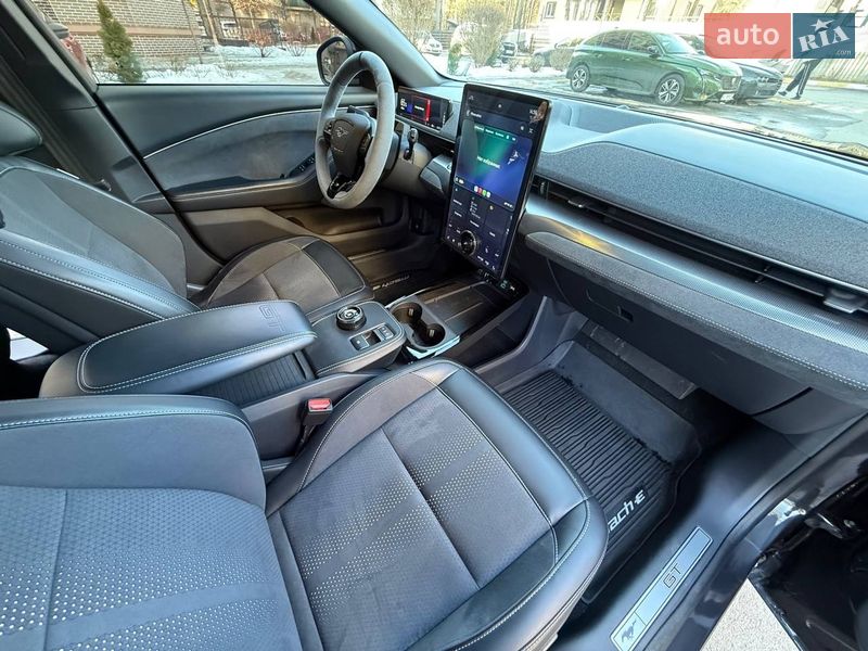 Позашляховик / Кросовер Ford Mustang Mach-E 2021 в Києві