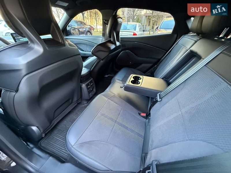 Позашляховик / Кросовер Ford Mustang Mach-E 2021 в Києві