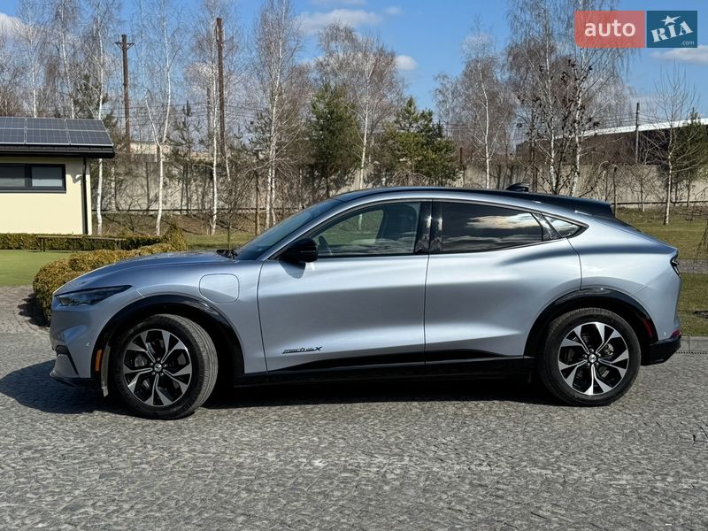 Позашляховик / Кросовер Ford Mustang Mach-E 2022 в Жовкві
