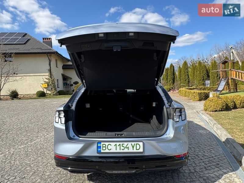 Позашляховик / Кросовер Ford Mustang Mach-E 2022 в Жовкві