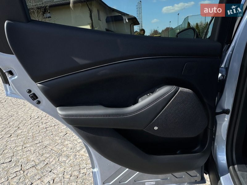 Позашляховик / Кросовер Ford Mustang Mach-E 2022 в Жовкві