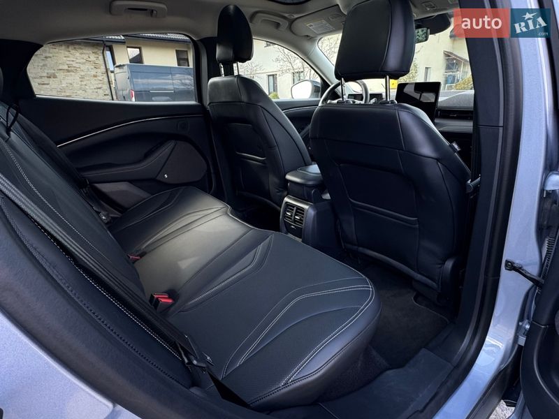 Позашляховик / Кросовер Ford Mustang Mach-E 2022 в Жовкві