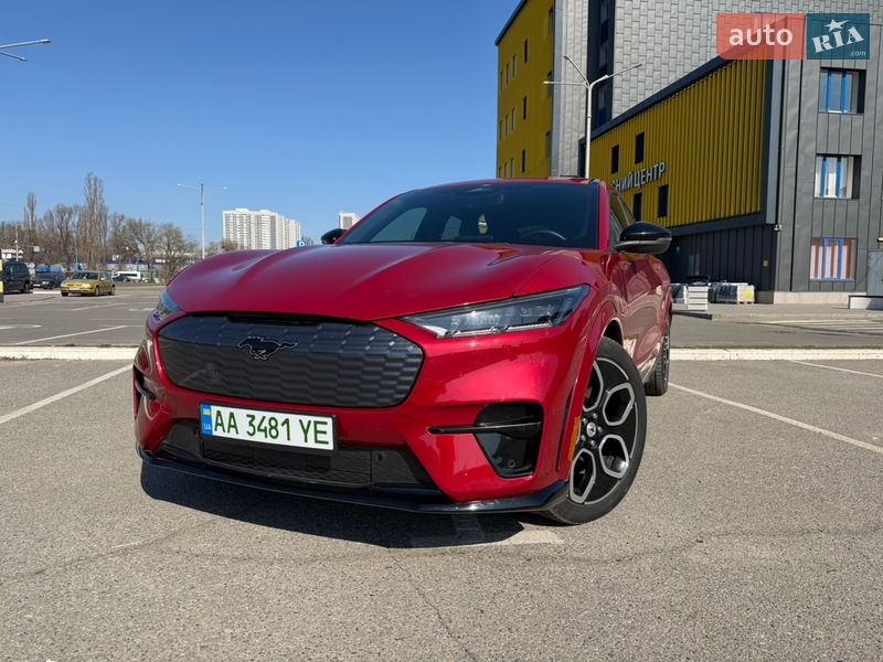 Позашляховик / Кросовер Ford Mustang Mach-E 2021 в Києві