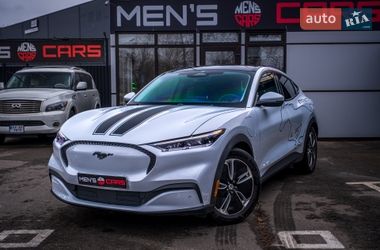 Позашляховик / Кросовер Ford Mustang Mach-E 2021 в Києві