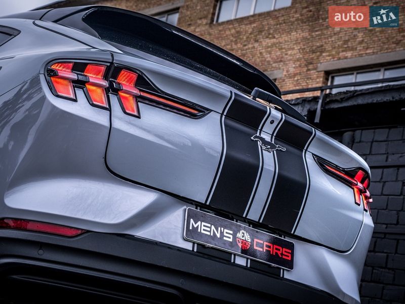 Внедорожник / Кроссовер Ford Mustang Mach-E 2021 в Киеве