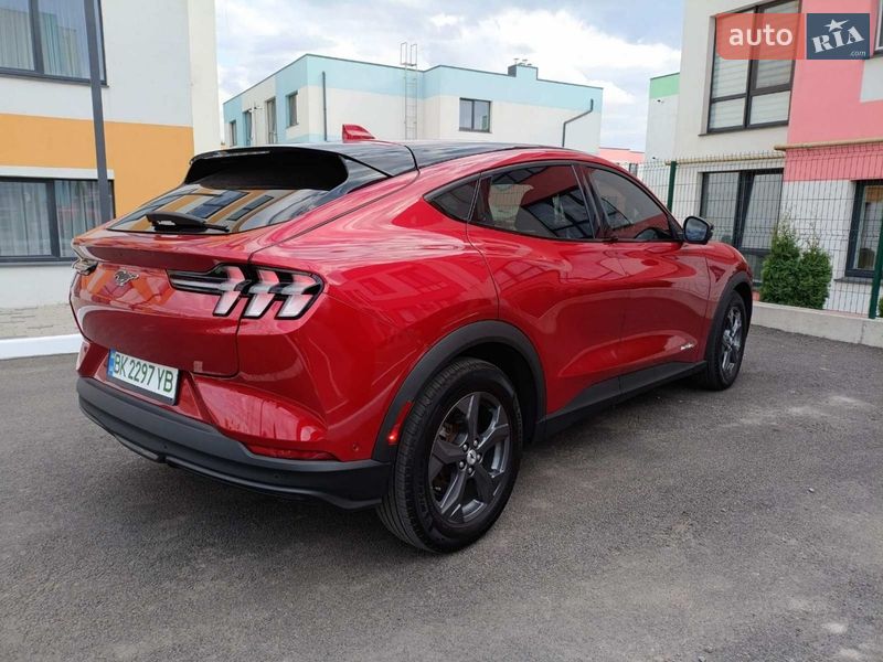 Позашляховик / Кросовер Ford Mustang Mach-E 2022 в Рівному фото 7 Позашляховик / Кросовер Ford Mustang Mach-E 2022 в Рівному