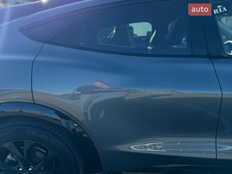Внедорожник / Кроссовер Ford Mustang Mach-E 2023 в Киеве