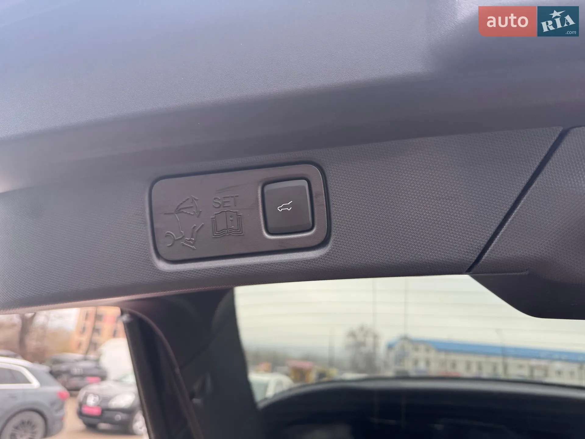 2021 Ford Mustang Mach-E - мініатюра 26