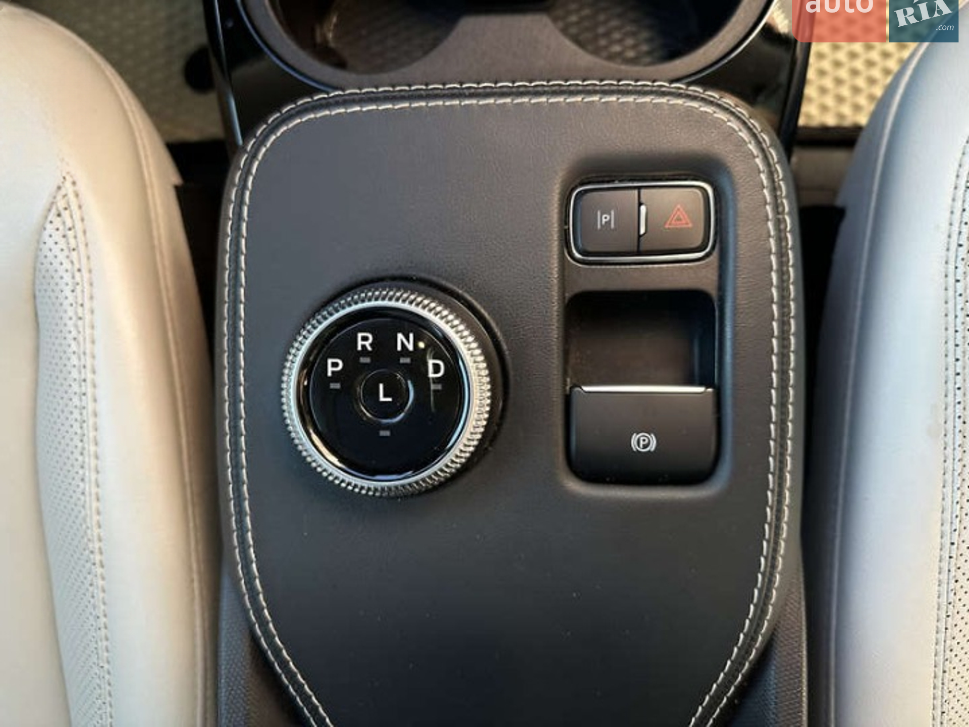 2021 Ford Mustang Mach-E - мініатюра 20
