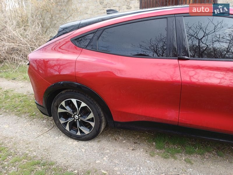 Позашляховик / Кросовер Ford Mustang Mach-E 2021 в Гайвороні фото 8 Позашляховик / Кросовер Ford Mustang Mach-E 2021 в Гайвороні