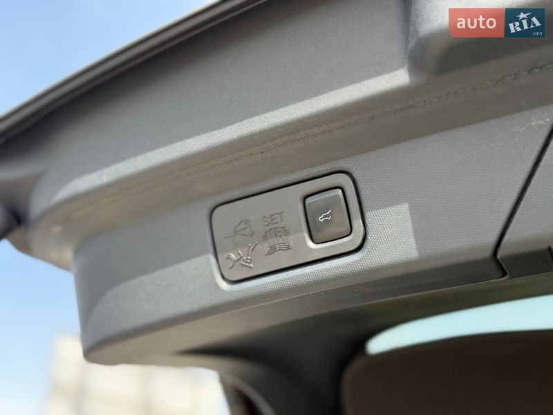 Позашляховик / Кросовер Ford Mustang Mach-E 2022 в Львові фото 11 Позашляховик / Кросовер Ford Mustang Mach-E 2022 в Львові