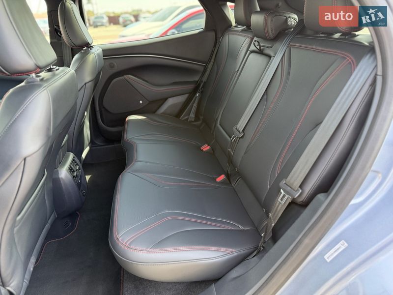 Позашляховик / Кросовер Ford Mustang Mach-E 2022 в Львові фото 18 Позашляховик / Кросовер Ford Mustang Mach-E 2022 в Львові