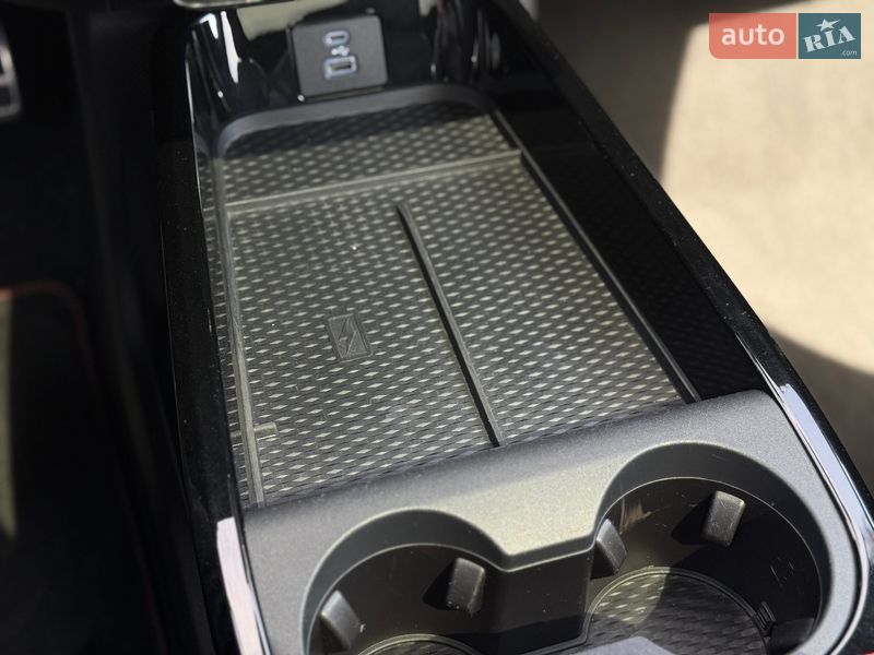 Позашляховик / Кросовер Ford Mustang Mach-E 2022 в Львові фото 30 Позашляховик / Кросовер Ford Mustang Mach-E 2022 в Львові