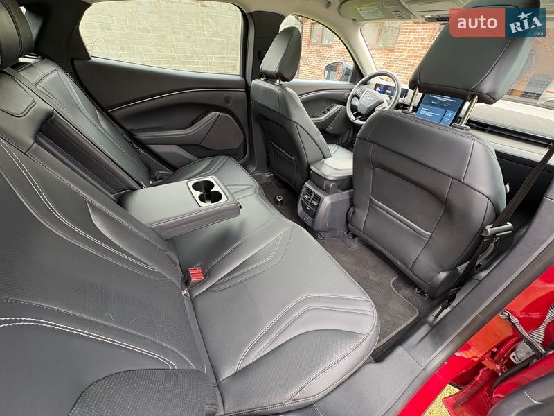 Позашляховик / Кросовер Ford Mustang Mach-E 2023 в Києві