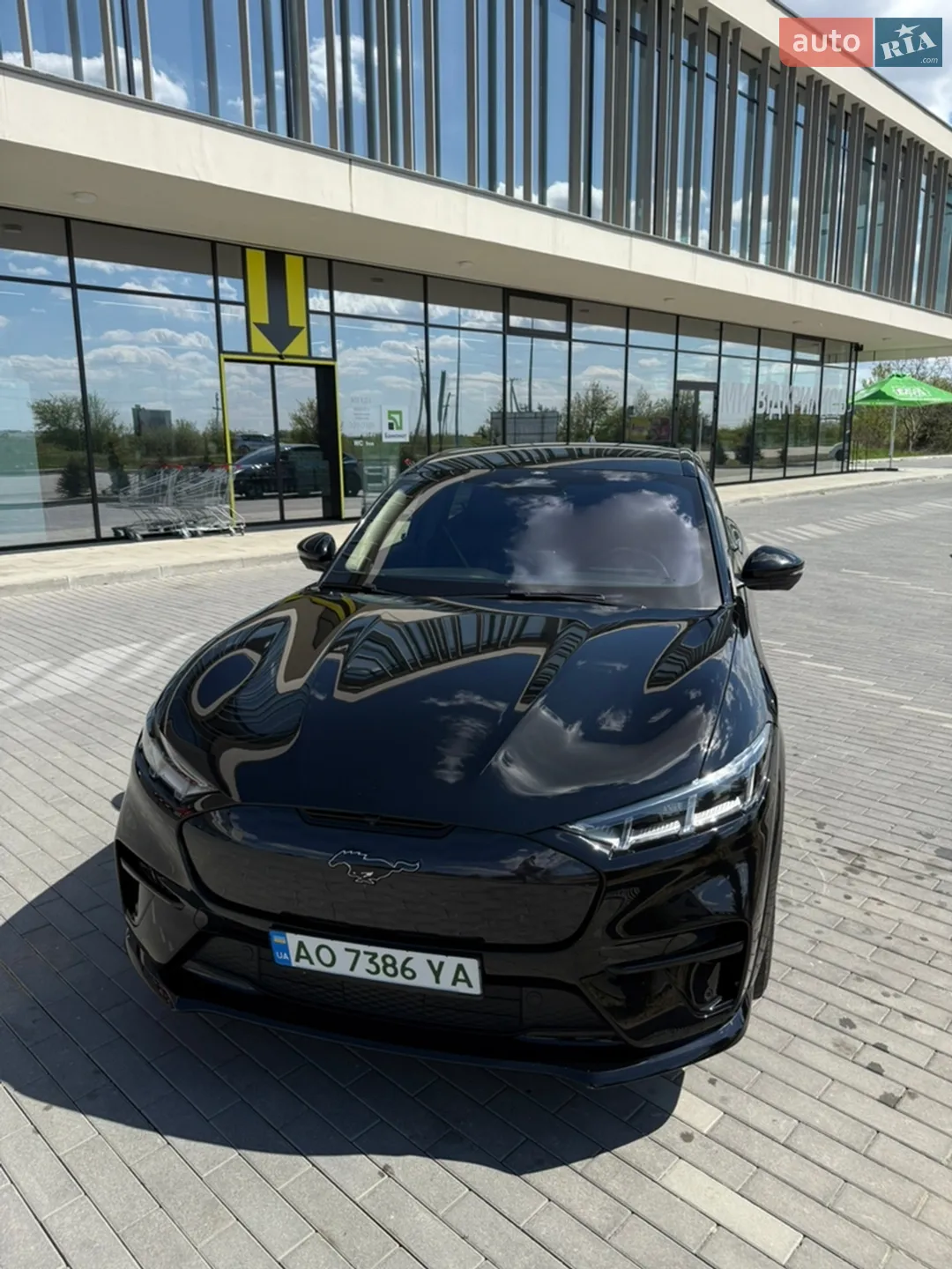2023 Ford Mustang Mach-E - мініатюра 3