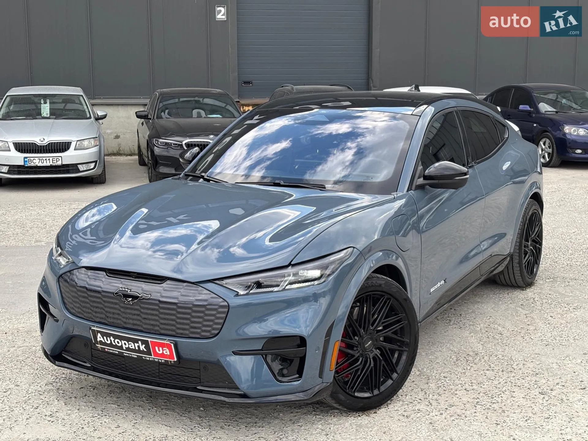 2022 Ford Mustang Mach-E - мініатюра 2