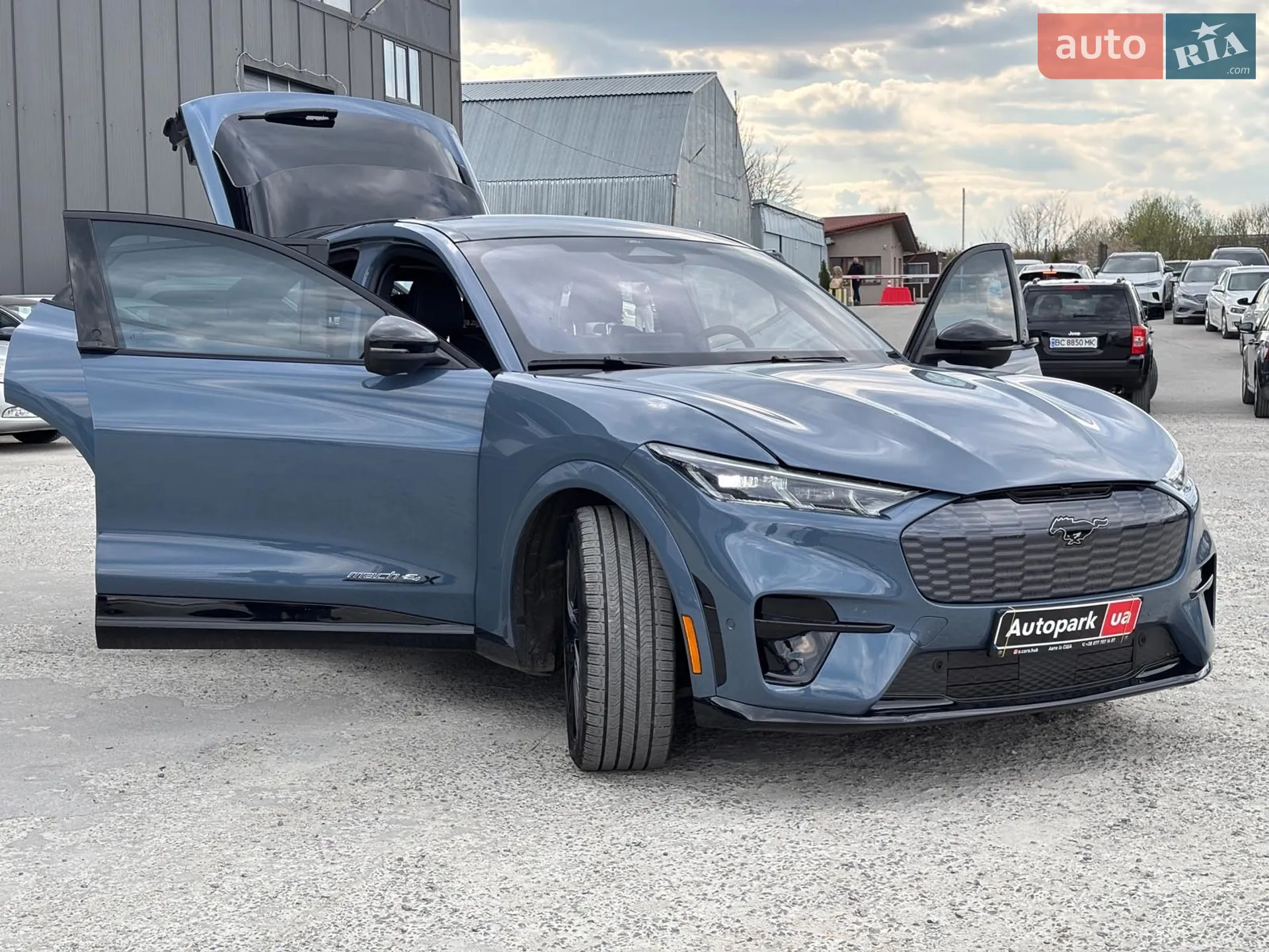 2022 Ford Mustang Mach-E - мініатюра 20