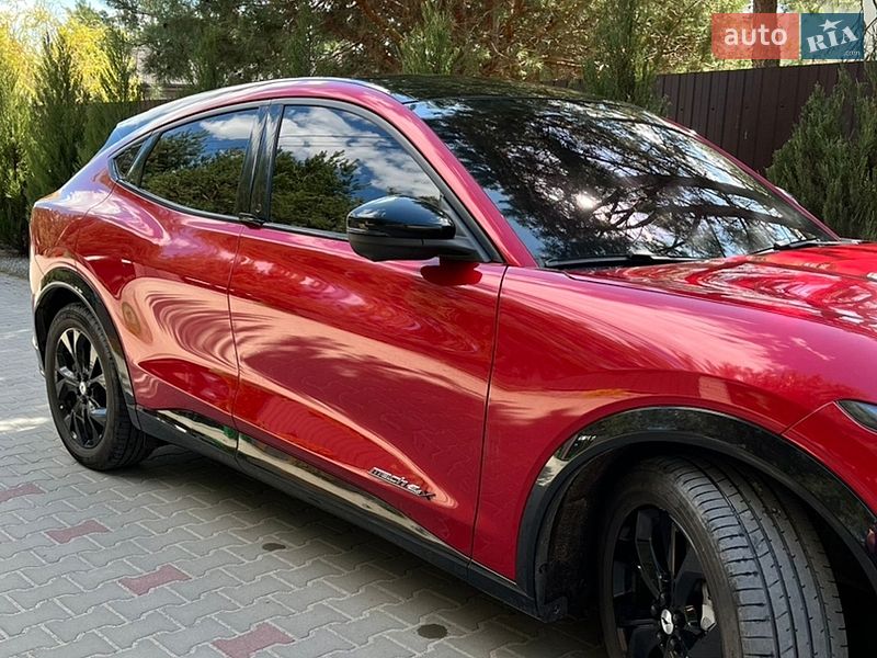Внедорожник / Кроссовер Ford Mustang Mach-E 2021 в Киеве