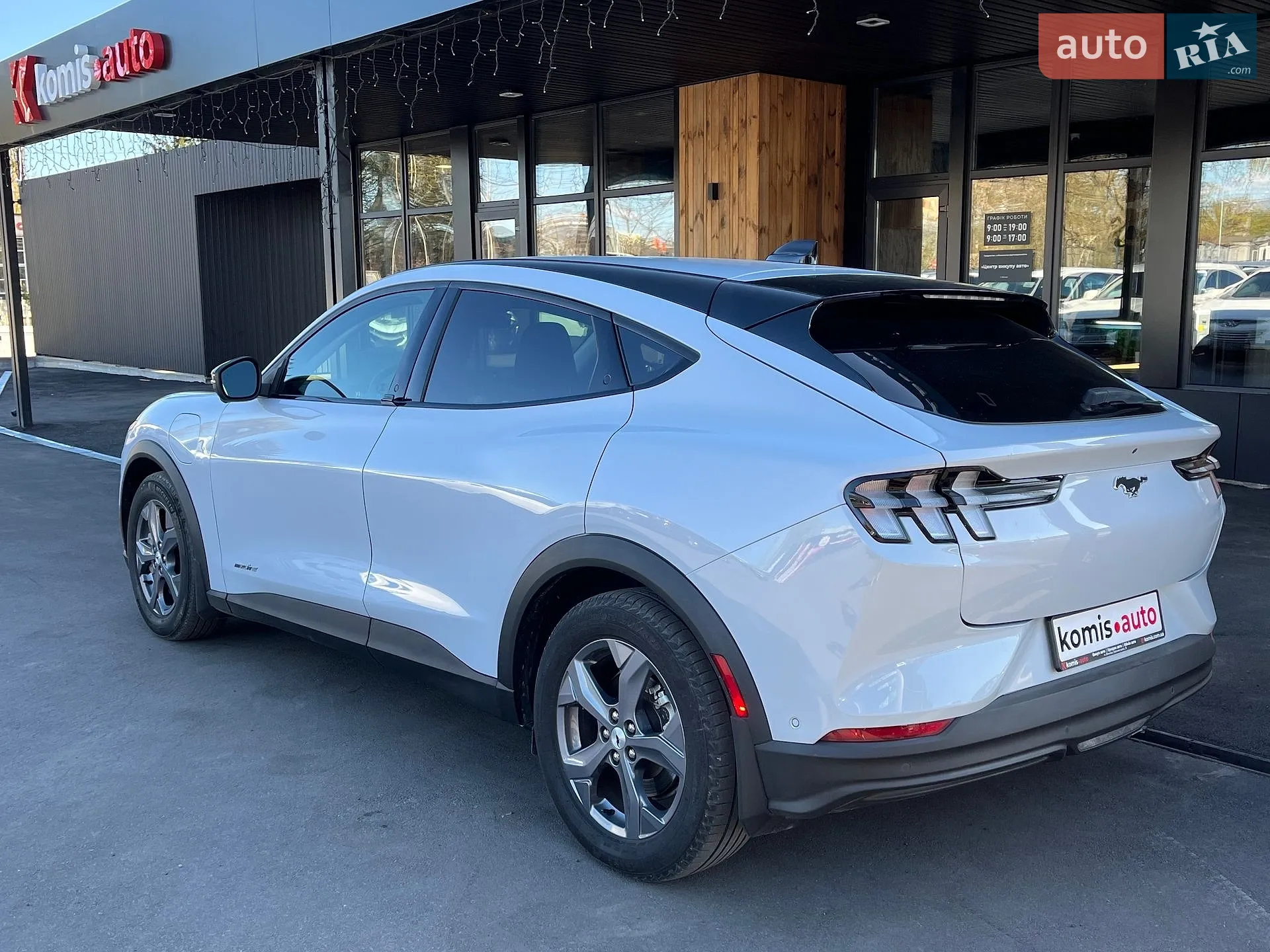 2023 Ford Mustang Mach-E - мініатюра 14