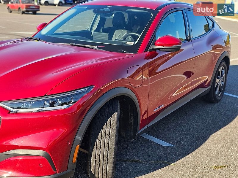 Внедорожник / Кроссовер Ford Mustang Mach-E 2021 в Киеве