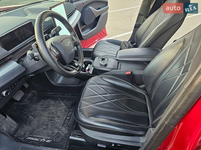 Внедорожник / Кроссовер Ford Mustang Mach-E 2021 в Киеве