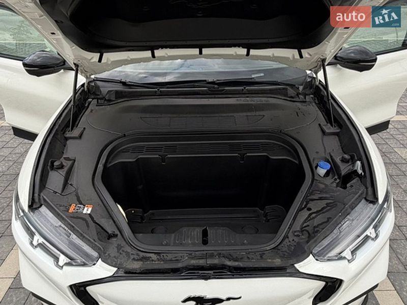 Позашляховик / Кросовер Ford Mustang Mach-E 2023 в Львові фото 34 Позашляховик / Кросовер Ford Mustang Mach-E 2023 в Львові