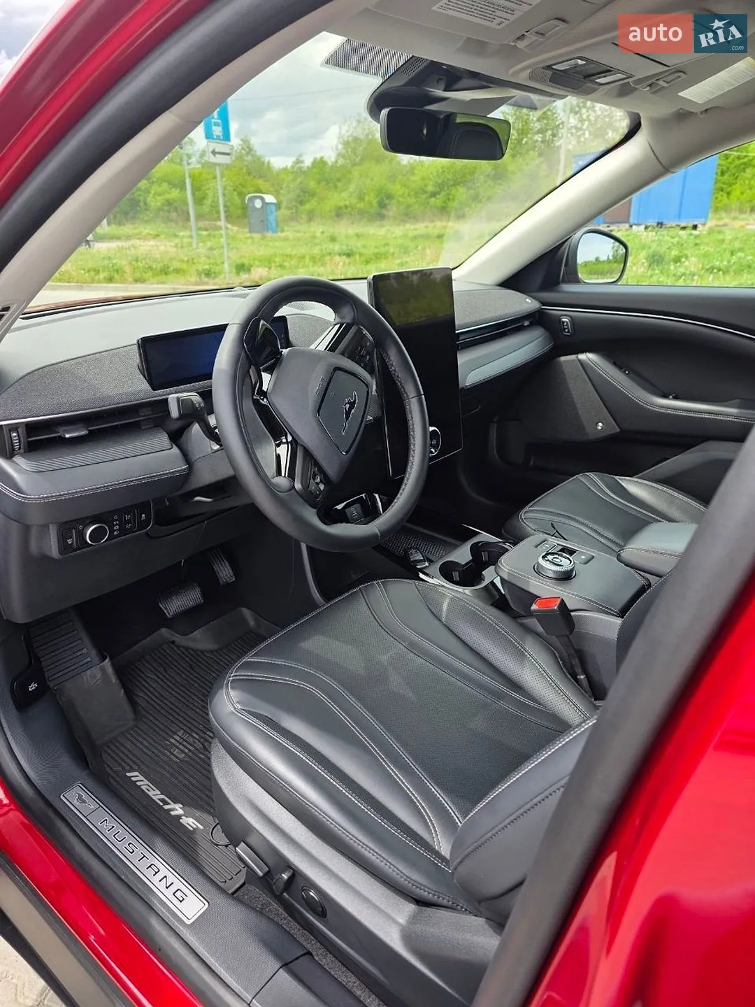 2023 Ford Mustang Mach-E - мініатюра 13