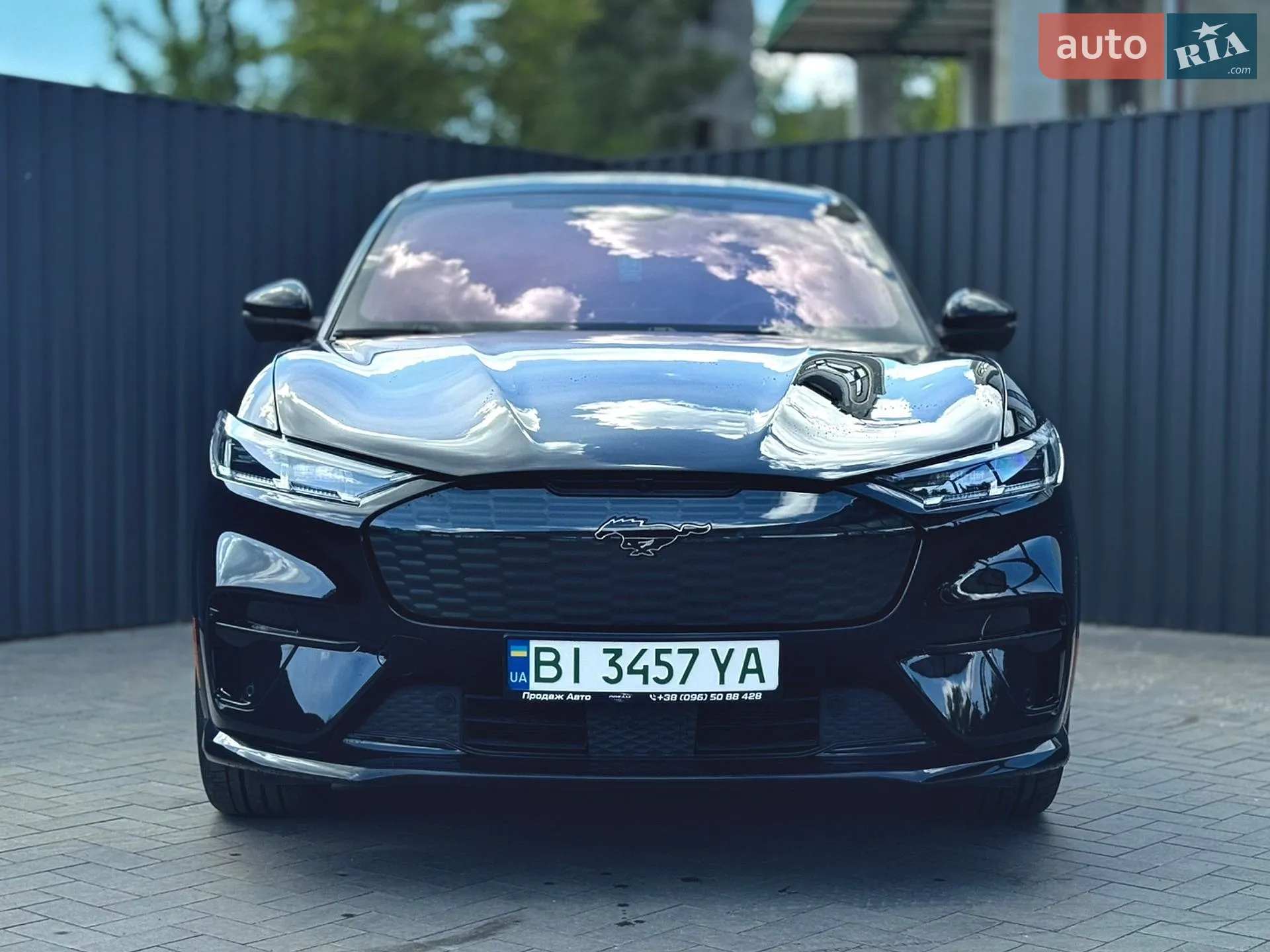 2021 Ford Mustang Mach-E - мініатюра 3