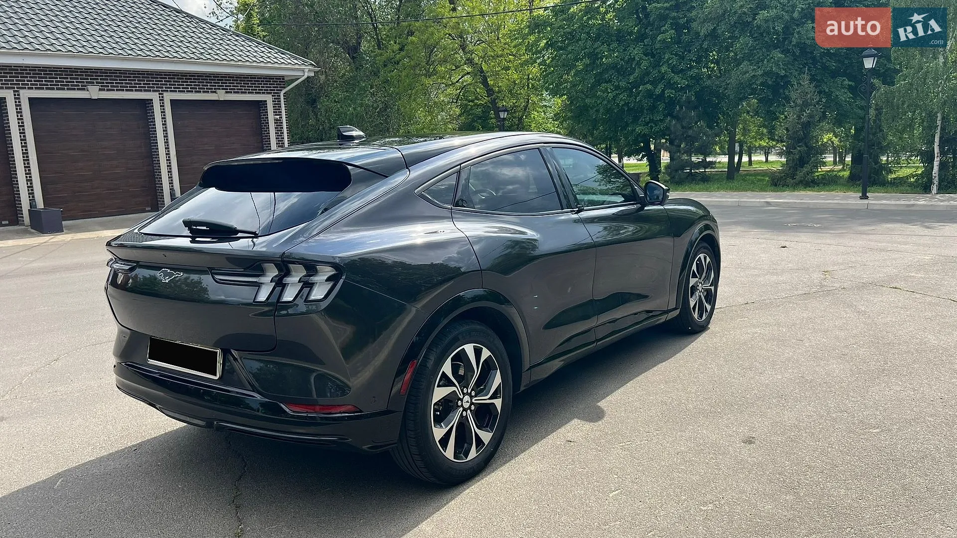 2022 Ford Mustang Mach-E - мініатюра 8