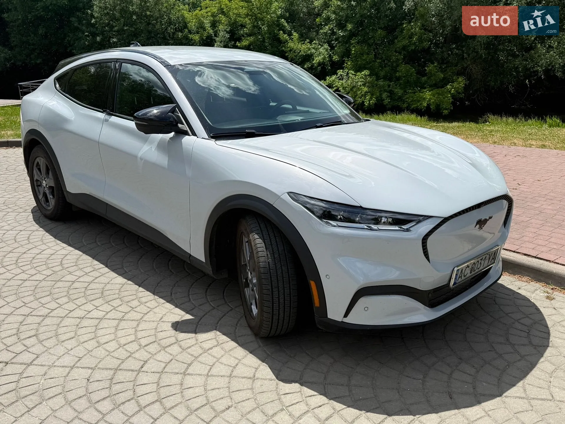 2023 Ford Mustang Mach-E - мініатюра 3