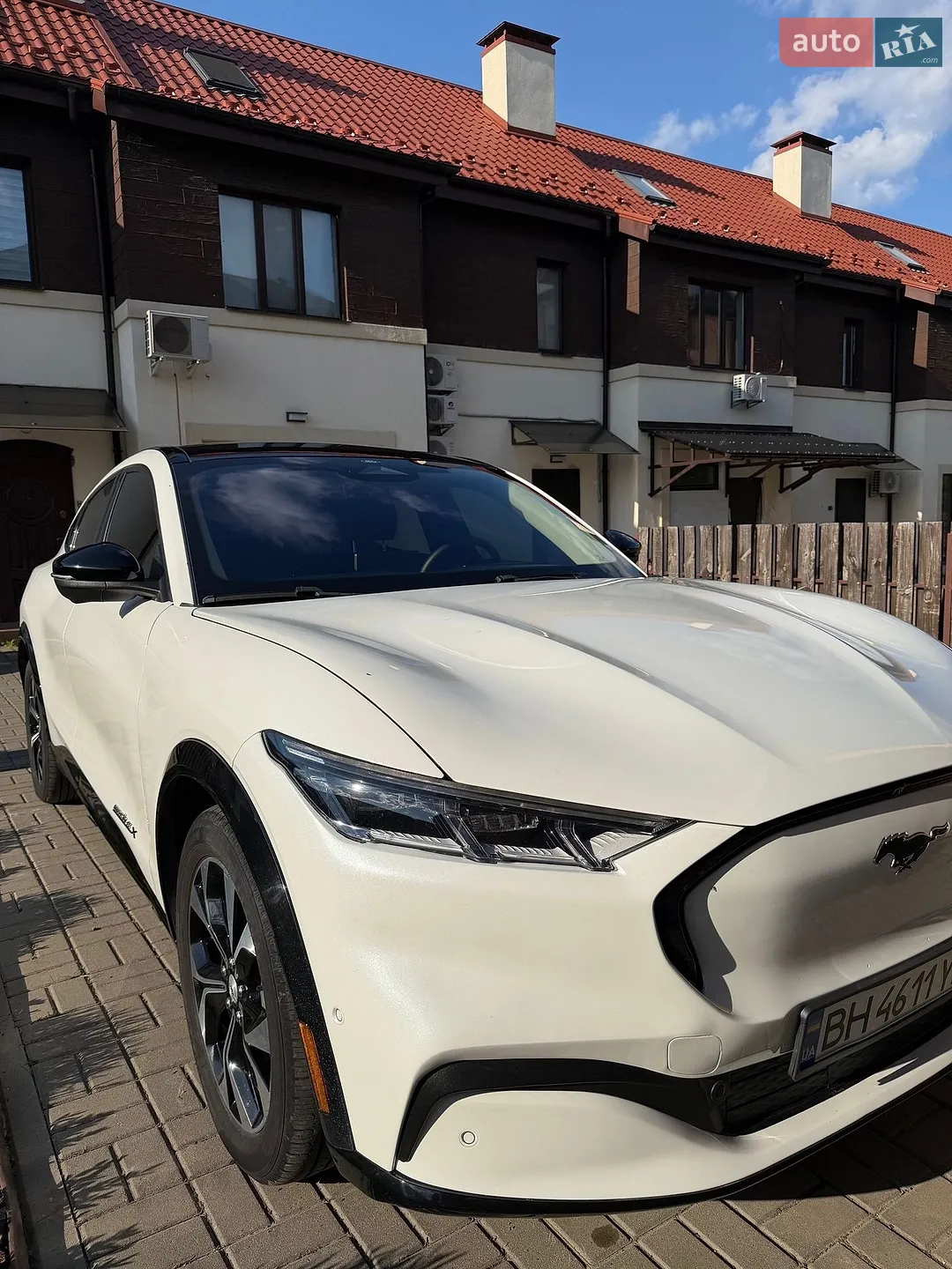 2023 Ford Mustang Mach-E - мініатюра 2