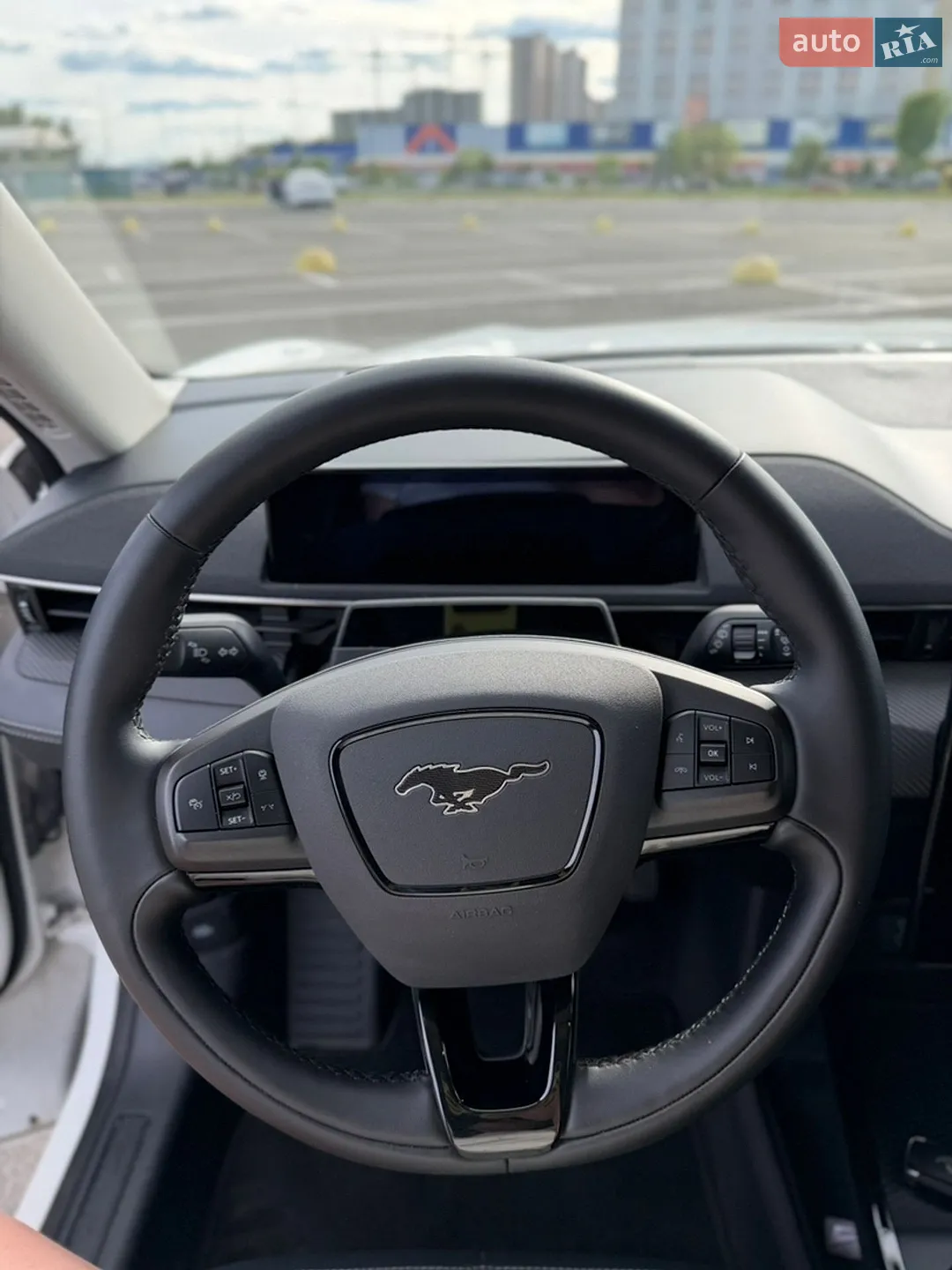 2024 Ford Mustang Mach-E - мініатюра 12