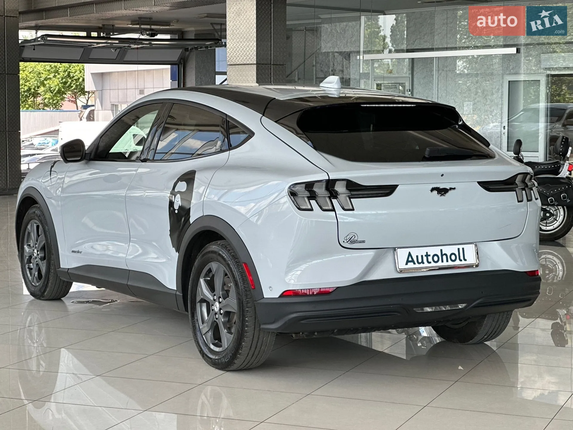 2022 Ford Mustang Mach-E - мініатюра 5