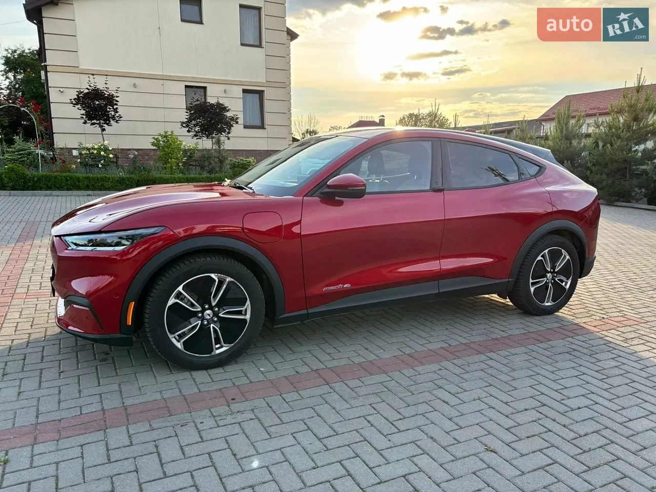 2023 Ford Mustang Mach-E - мініатюра 24