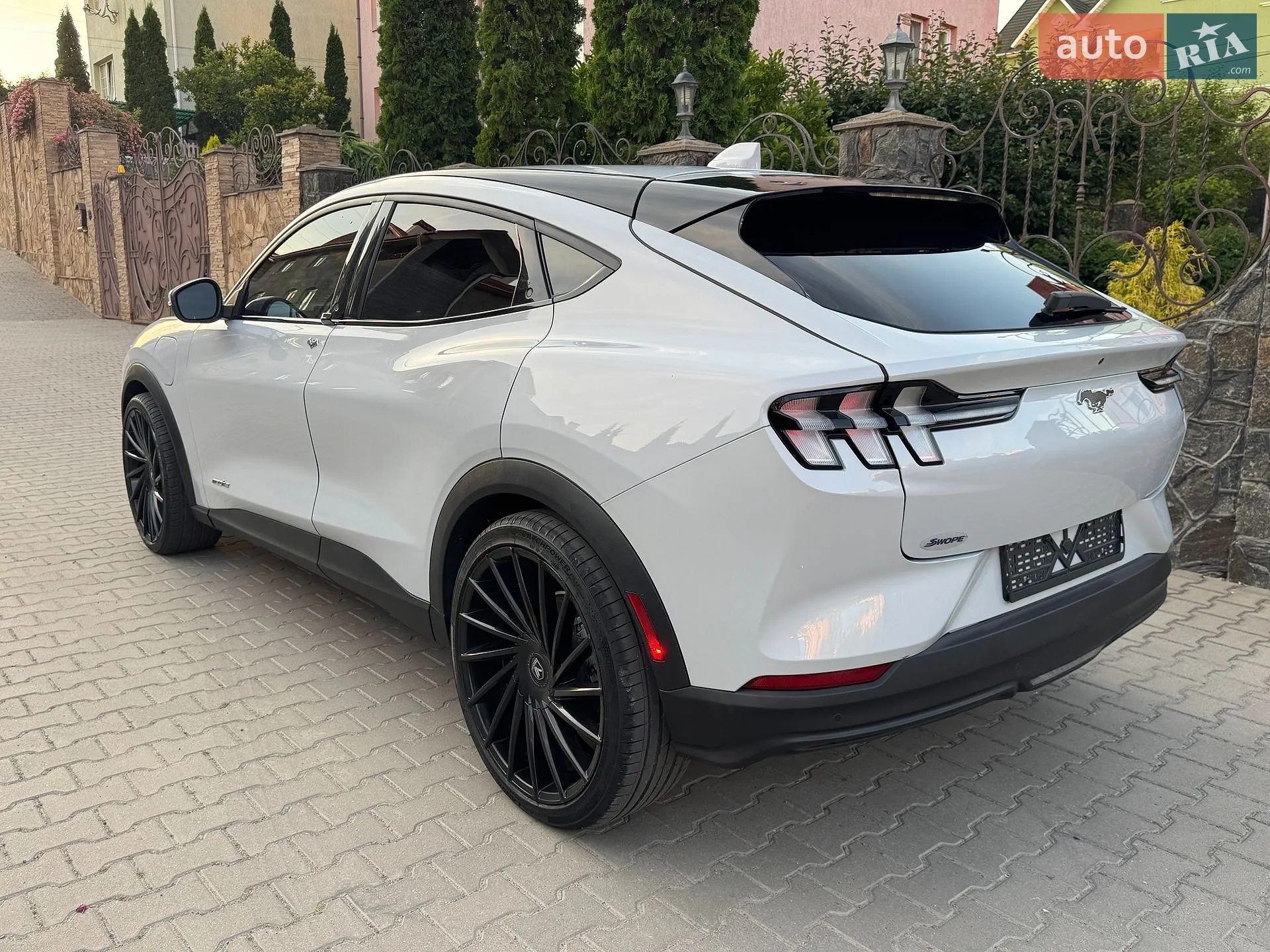 2021 Ford Mustang Mach-E - мініатюра 6