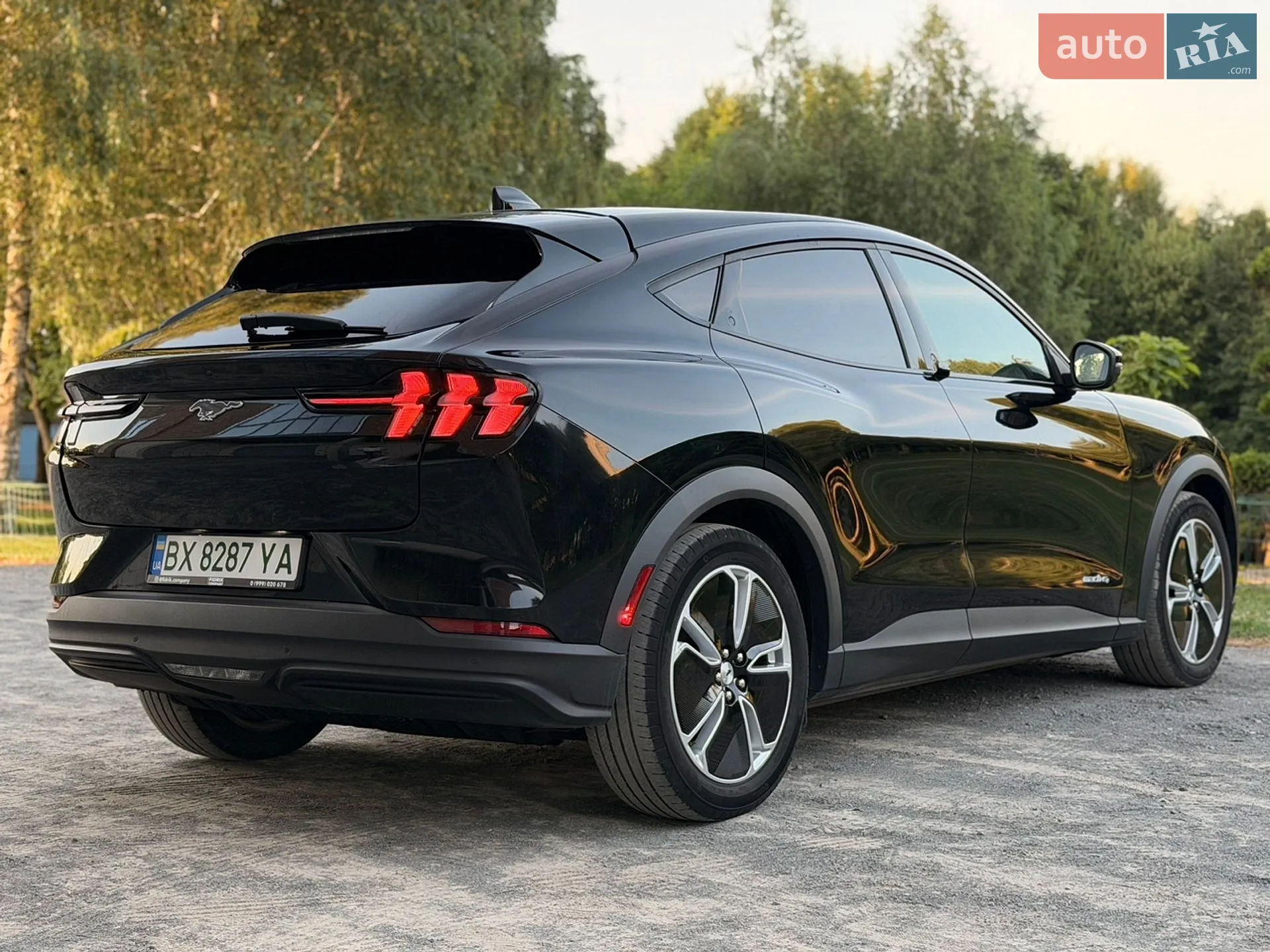 2021 Ford Mustang Mach-E - мініатюра 11