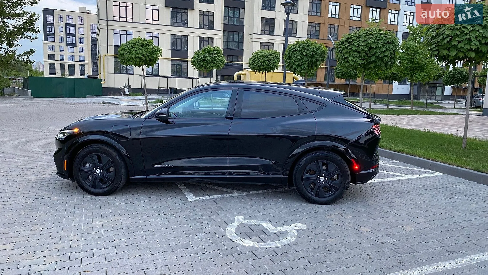 2023 Ford Mustang Mach-E - мініатюра 8