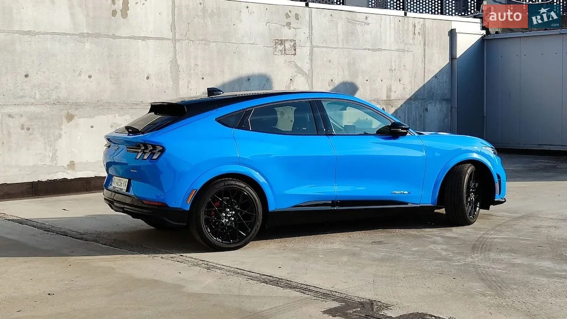 2022 Ford Mustang Mach-E - мініатюра 2